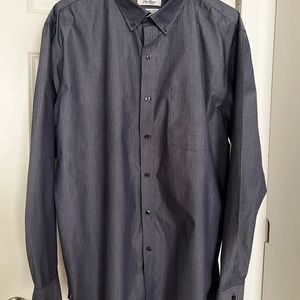 Men’s Van Heusen Classic Fit Button Down Shirt, XL 17-17 1/2